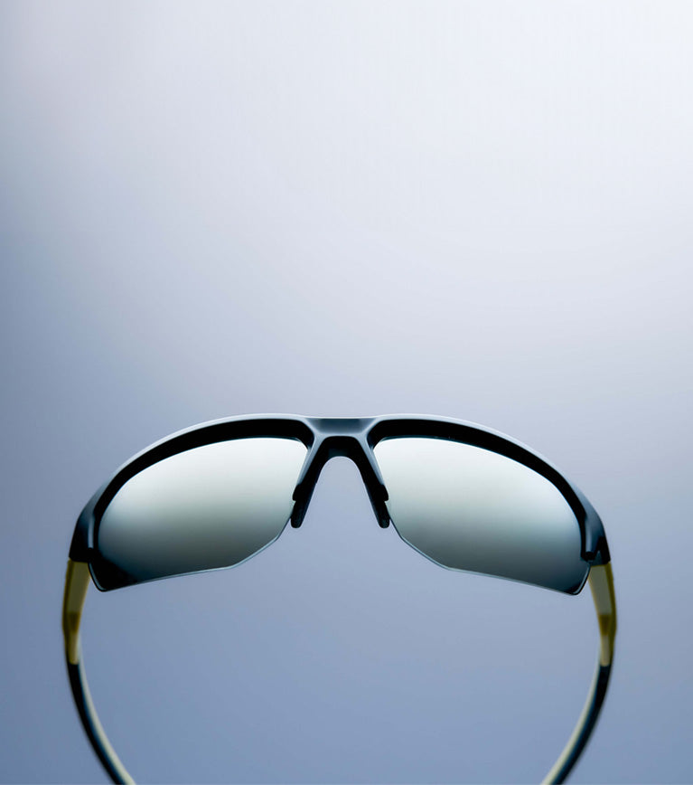 The WX Jakl - the latest in eyewear. Optimal fit with sleek low profile temples