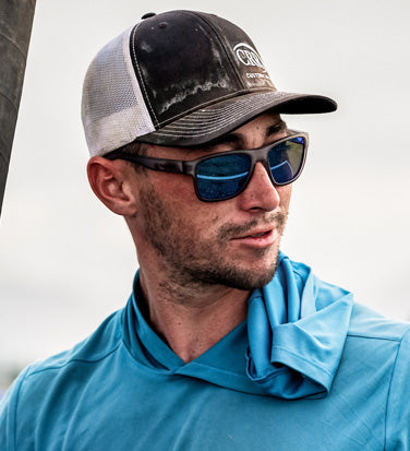 Man wearing WX Ovation Polarized Sunglasses